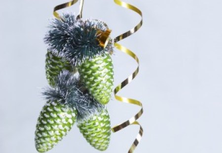 Green cone pine decoration - christmas, cone pine, decoration, green, glitter, bow