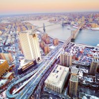 brooklyn and manhatten bridges in nyc