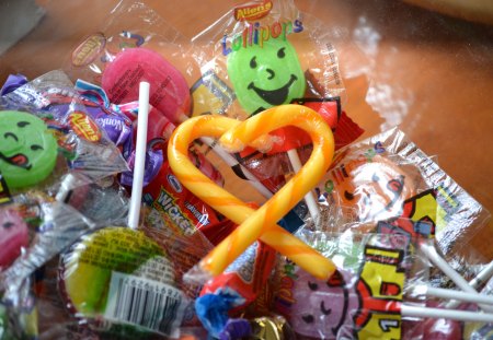 Share a bit of love this Christmas - lollies, love, yummy, christmas, jolly