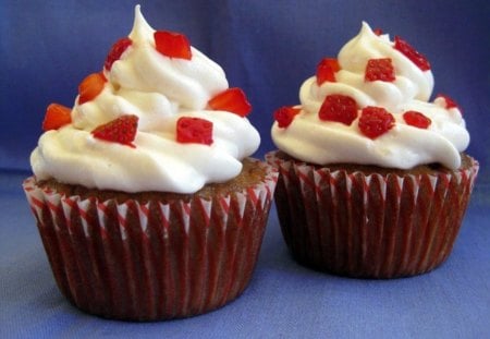 Strawberry and cream cupcakes - strawberry, christmas, fruit, white, cream, red, cupcakes, food, sweet