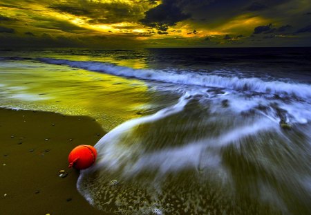 BEAUTIFUL NIGHT - beach, clouds, night, sea, waves