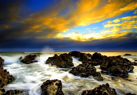 BEAUTIFUL SUNSET - rocks, sunset, sea, clouds