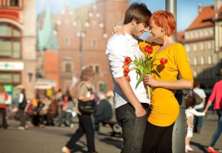 couple gives flowers - flowers, city, gives, couple