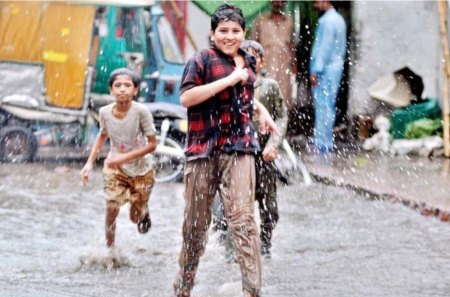 Childerns - play, childhood, rain, memories, child, pakistan