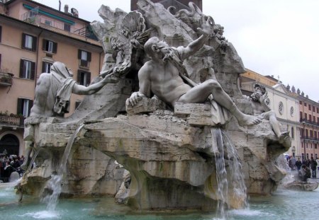 Beautiful Fountain - sculptures, famous, fountain, italy