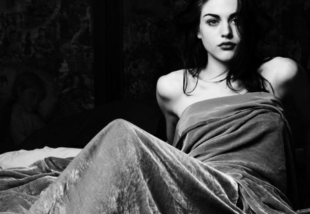 France Bean Cobain - france bean cobain, woman, model, attractive, brunette