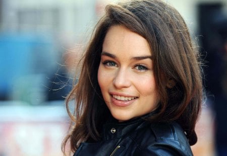 Emilia Clarke - smile, sweety, clarke, emilia