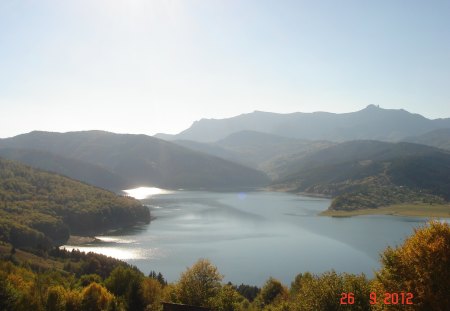 Izvorul Muntelui-Ceahlau - muntelui, lake, izvorul, ceahlau