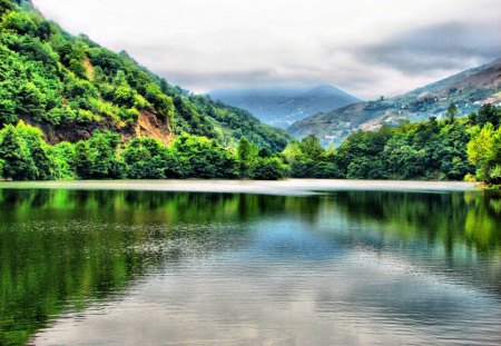 Trabzon Akcaabat Sera lake turkey