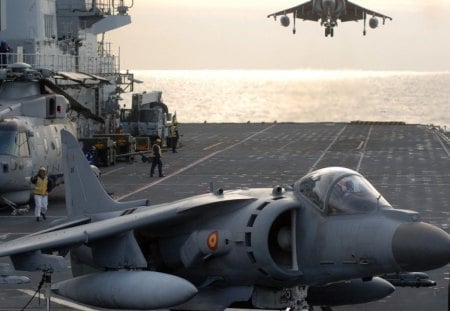 Spanish Air Squadron - aircraft carrier, harriers, aircraft, adriatic, spanish, air force, military