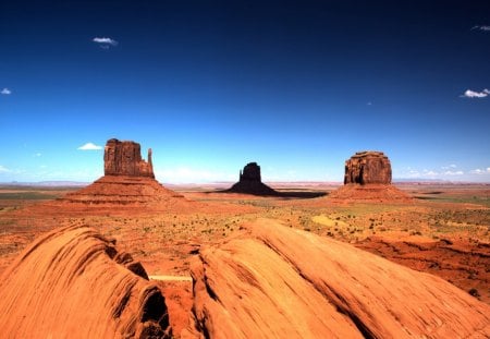 Monument Valley - sky, desert, sand, monuments