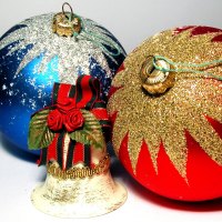 COLORFUL HOLIDAY