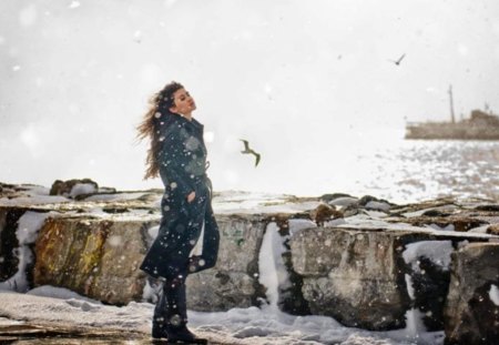 Winter Beauty - girl, cold, birds, winter