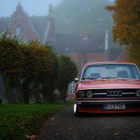 beautiful red audi 100