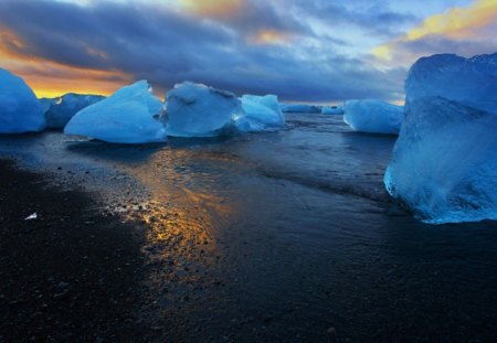 Blue Icebergs - picture, cool, blue, icebergs