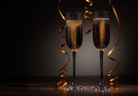 New year champagne - nice, new year, sparkling, toast, champagne, wine, lovely, happy new year, pretty, beautiful, holiday, mood, cheers