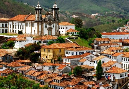 church in ouro preto brazil - houses, cities, hills, mountains, wallpaper, brazil, church, town, towns, architecture, city, house, new