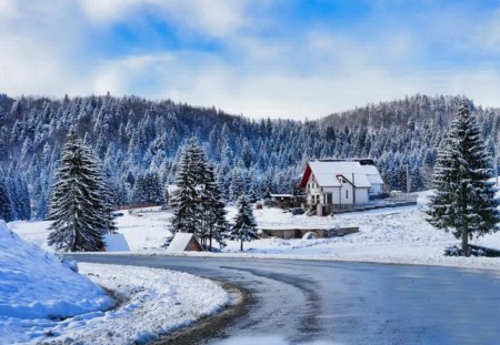 Winter lands - cabin, snow, path, countryside, landscapr, frost, cottage, sky, clouds, house, trees, winter, road, icy, village, ice, frozen, nature, cold, lands