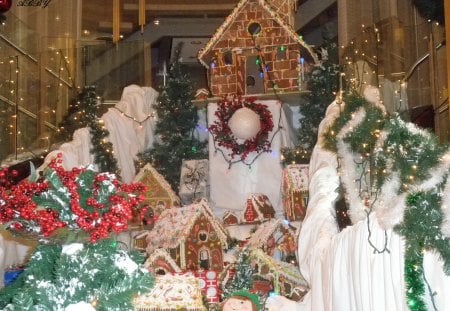 Display on cruise ship - white, red, green, photography, ornament