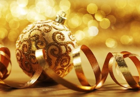 ~ALL For A Golden Reason♥~ - GOLDEN, NATURE, LIGHTS, DECORATION, LOVE, HAPPY NEW YEAR, WINTER, BRILLIANT, BAUBLE, MERRY AND BRIGHT CHRISTMAS, SPARKLES, FOREVER, YELLOW