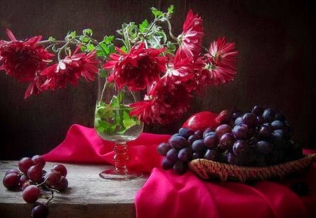 Red flowers and grapes - flowers, table, red, grapes