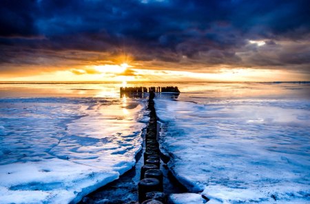 WINTER SUNSET - beach, sky, ice, sunset