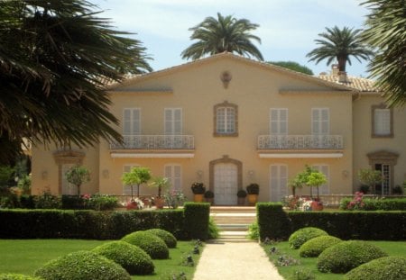 Beach-house - house, green, houses, architecture, tree, sky, palmtree