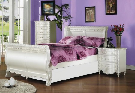 Touch of Purple - FURNITURE, ROMANTIC, SERENE, TOUCH, HOME, STYLE, ROSES, WHITE, BRIGHT, BEDROOM, PURPLE, RED