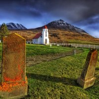 beautiful country church an cemetery hdr