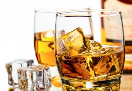 *** Whiskey and ice *** - drink, ice, drinks, alkohol, whiskey, glass