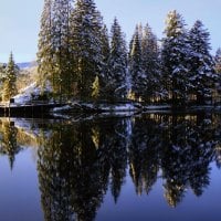 mirror lake in winter