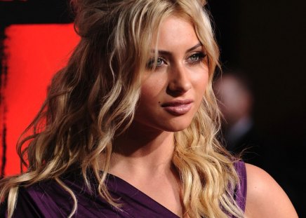 Alyson Michalka - sexy blonde, alyson michalka, sexy, hot blonde, sexy alyson michalka