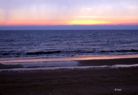 Sunset - horizon, beach, sky, sun, sunset, waves, nature, blue, beautiful, red, sunsets