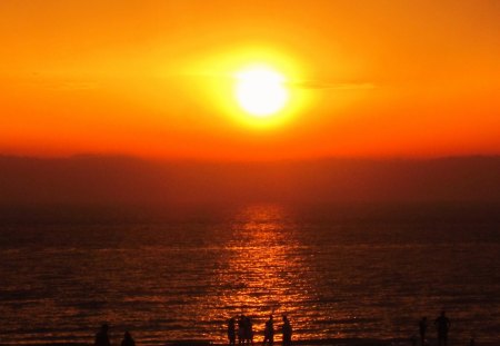 sunset - water, yellow, people, ocean, sunsets, sand, sunset, nature, red, waves, sun, sky