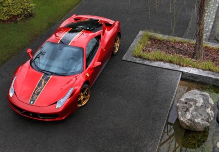 Ferrari-458-Italia-China-Edition - ferrari, gold wheels, red, sports car