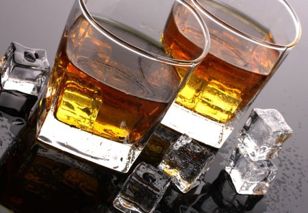 *** Whiskey and ice cubes *** - drink, ice, drinks, cubes