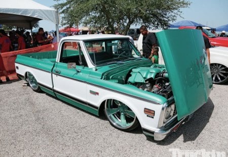 2 Tone C -10 - lowered, bowtie, gm, chevy