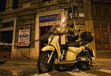 mofa scooter in rome - scooter, street, night, chain