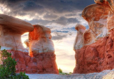 sandstone monuments hdr - sandstone, clouds, hdr, sand, monuments