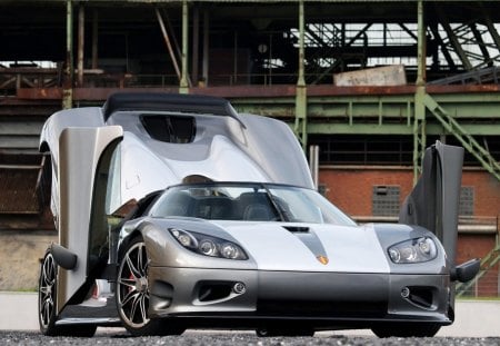 koenigsegg-evolution - road, car, koenigsegg, wheel