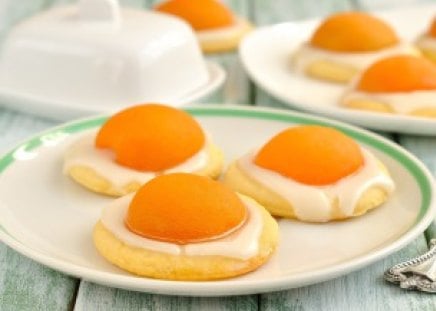 *** Biscuits with peach *** - fresh, biscuits, food, dessert, peach