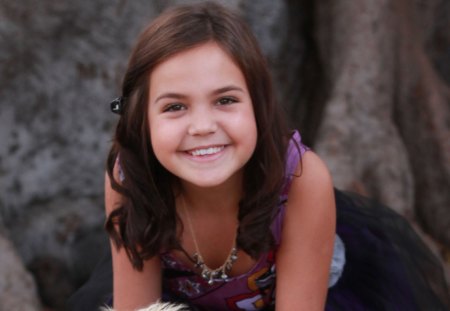 Bailee Madison Wallpaper 11 - wallpaper, madison, cute, bailee