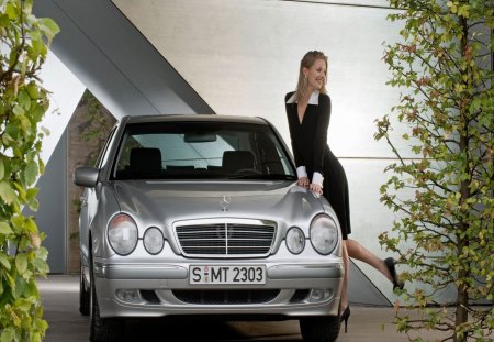 Sexy girls and Cars - girls, mercedes, car, sexy