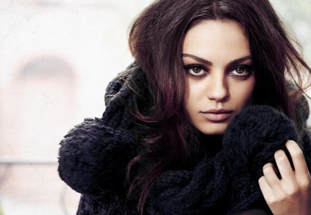 Mila Kunis - models, actresses, people, beautiful, mila kunis, black and white, celebrity