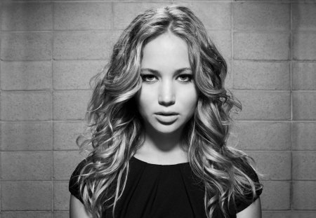 Jennifer Lawrence - people, beautiful, jennifer lawrence, actresses, black and white, celebrity