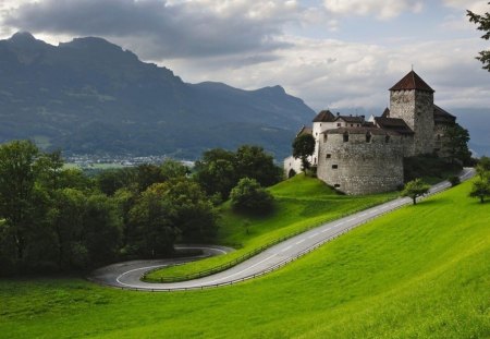 building road trees - trees, nature, awesome, green, road, nice, mountains, building