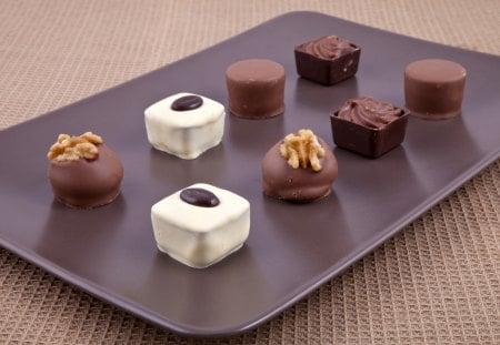 Sweet Chocolate - tooths, food, chocolate, little, dessert, love, sweet