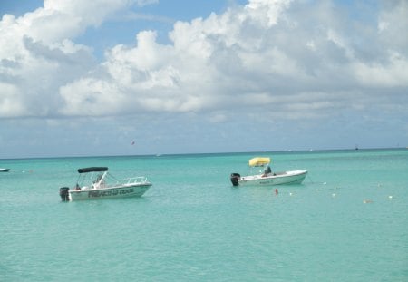 Aruba beaches - white, beaches, travel, boats, photography, clouds, parasail