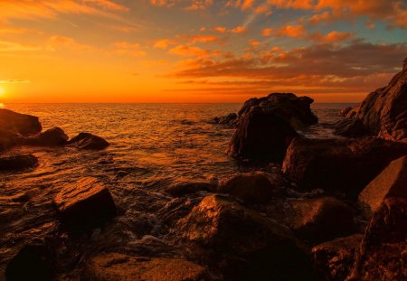 Sunrise explore - pretty, calm, amazing, beach, sunrise, shore, nice, sky, sun, clouds, water, beautiful, sea, lovely, ocean, stones, glow, nature, sunset, rays, rocks, aummer