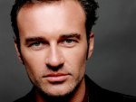 Julian McMahon